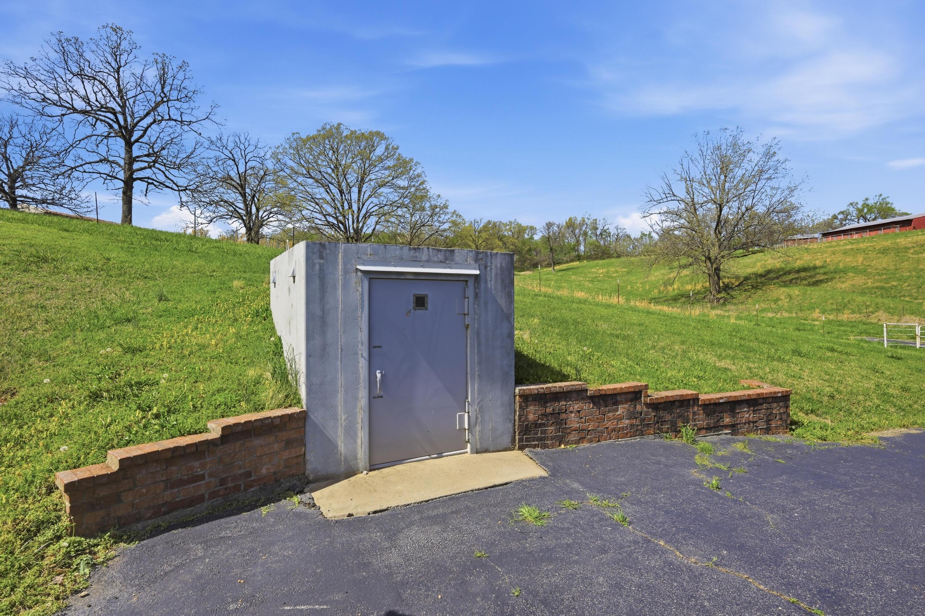577 McNatt Road Neosho, MO 64850 - Photo 28 of 50 032