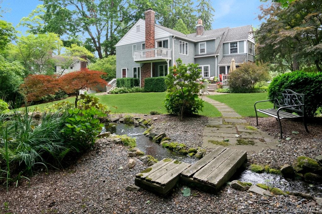312 Quaker Road Chappaqua, NY 10514 - Photo 5 of 8