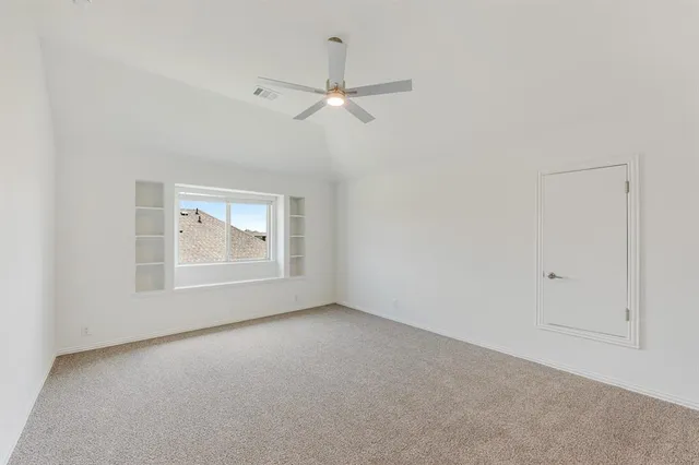 $574,990 | 220 Claywood Drive, Glenn Heights, TX 75154