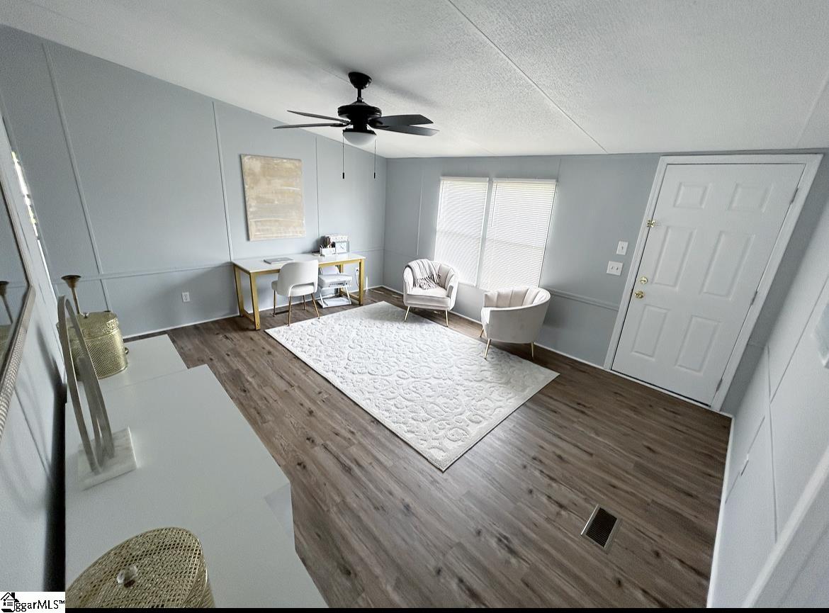 219 Ray Road Piedmont, SC 29673 - Photo 4 of 23