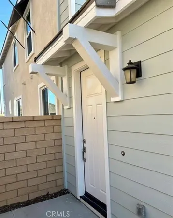 $1,945 | 30384 Waterline Drive, Menifee, CA 92584
