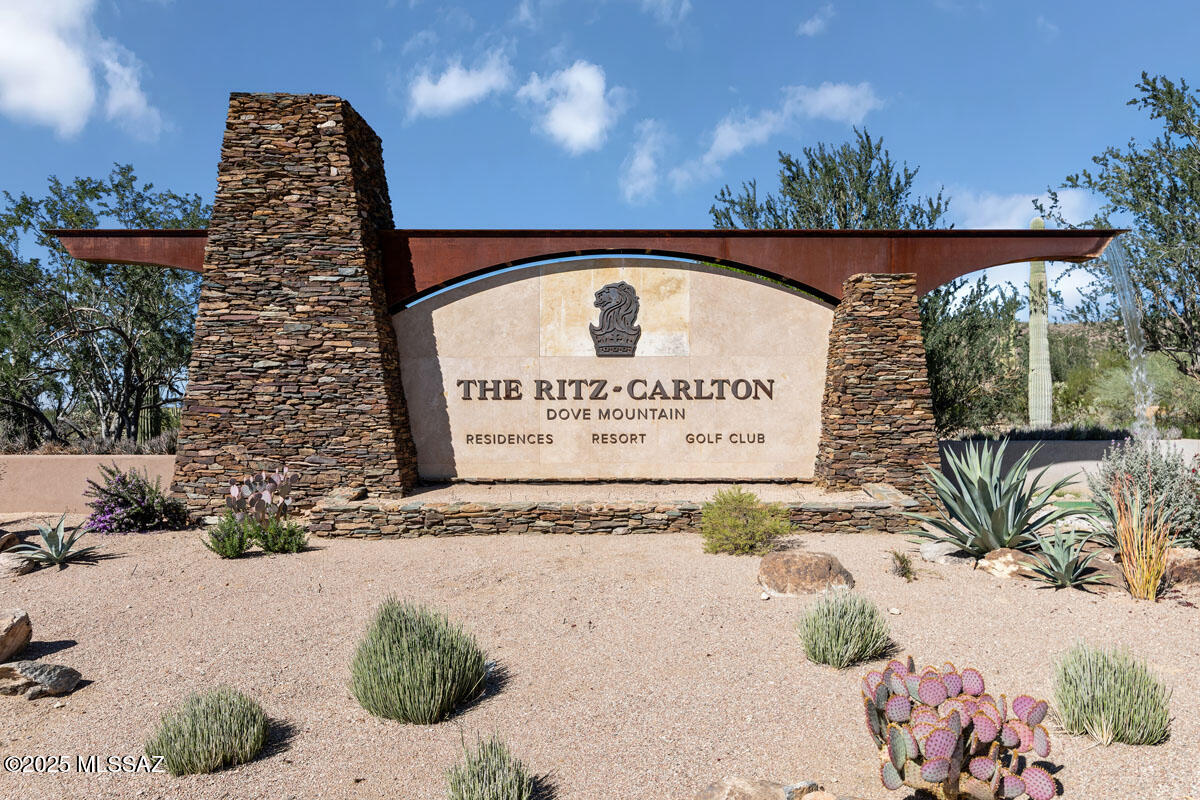 9448 West Hawes Road Marana, AZ 85658 - Photo 3 of 12 Close to The Ritz-Carlton, Dove Mountain