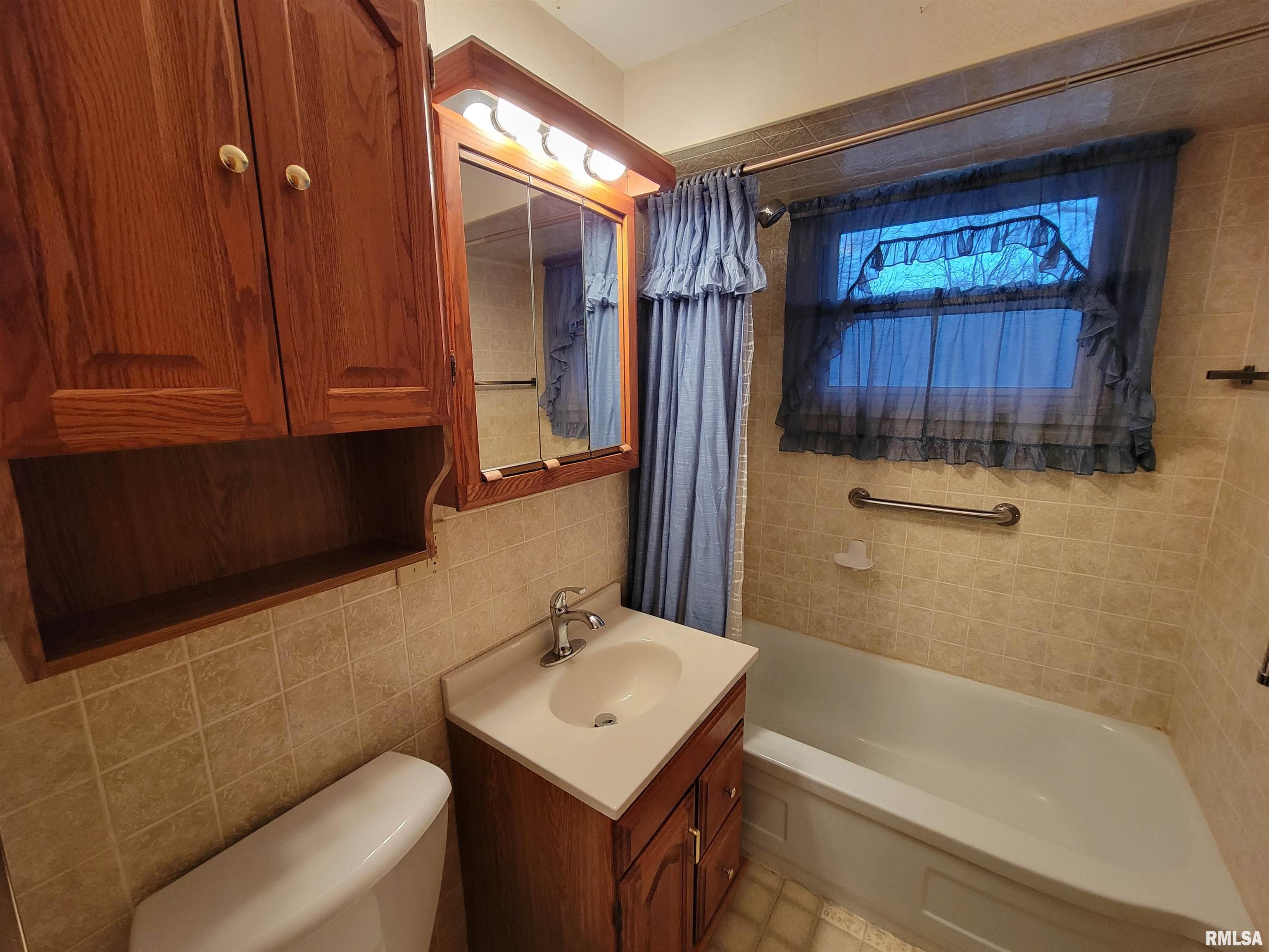 310 Brookview Road East Peoria, IL 61611 - Photo 14 of 21 Gallery Image 14