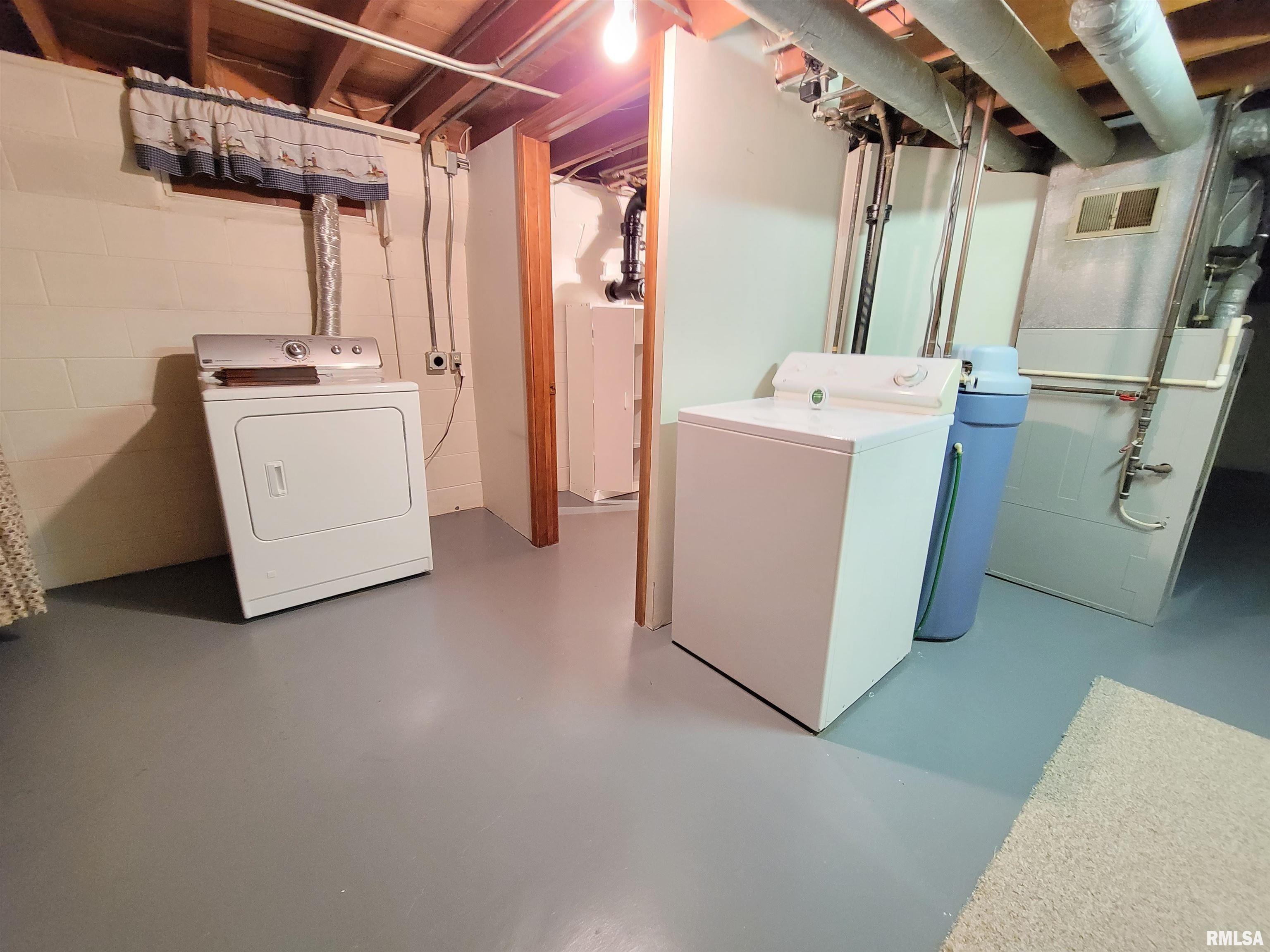 310 Brookview Road East Peoria, IL 61611 - Photo 19 of 21 Gallery Image 19