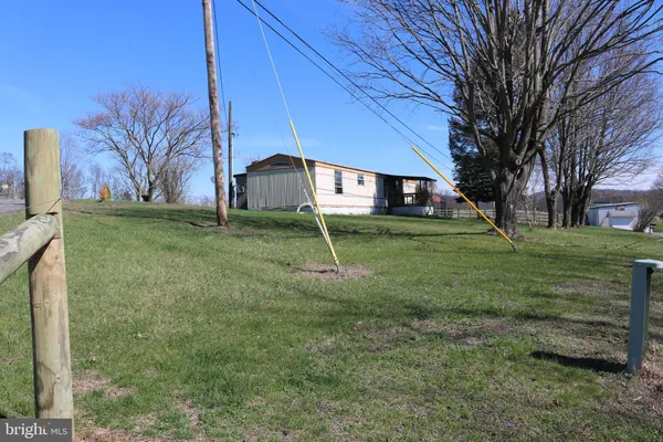$40,000 | 880 Tom Cox Road, Petersburg, WV 26847