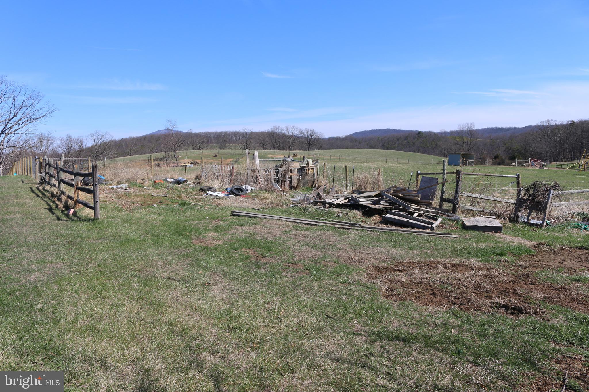 880 Tom Cox Road Petersburg, WV 26847 - Photo 15 of 16