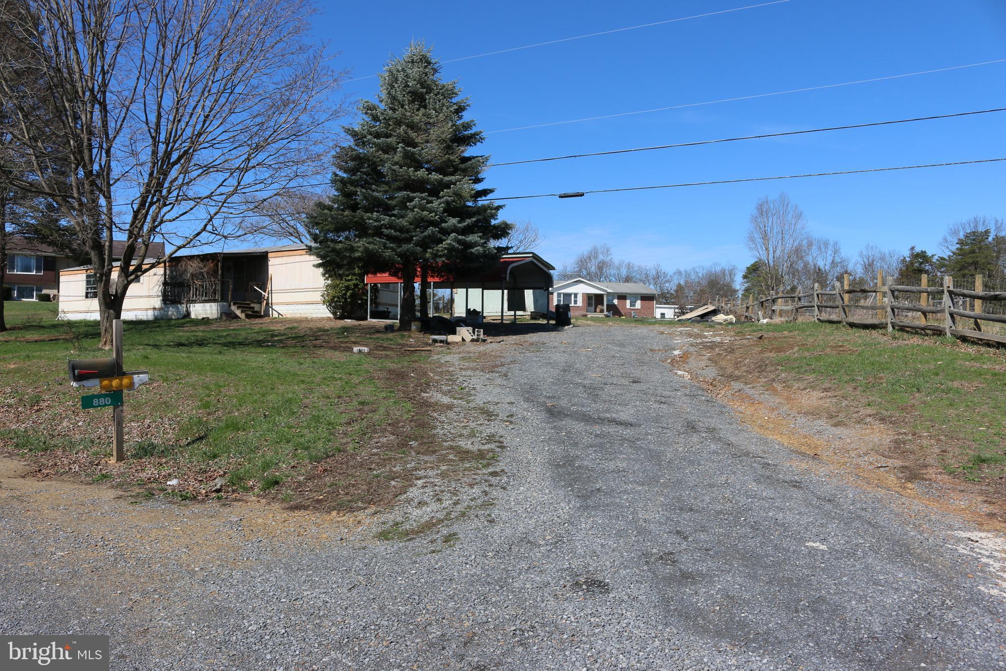 880 Tom Cox Road Petersburg, WV 26847 - Photo 7 of 16