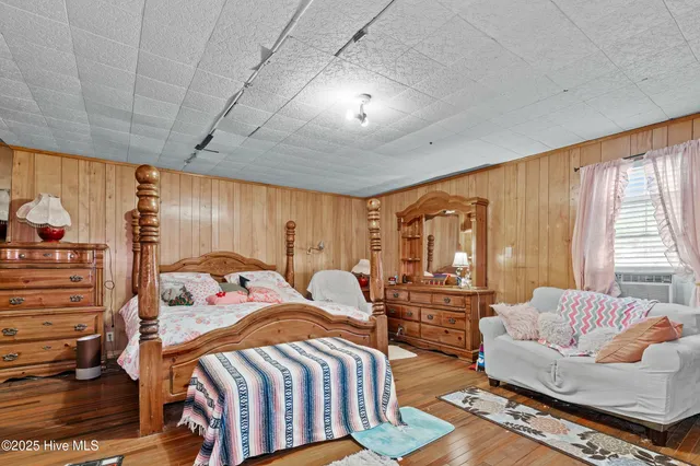 $210,000 | 2197 Harvey Point Road, Hertford, NC 27944