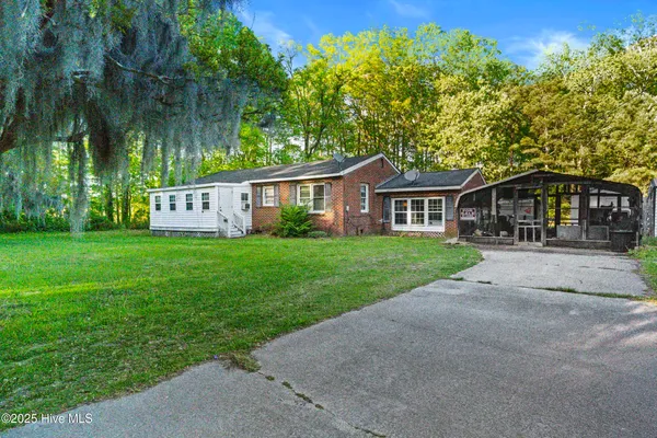 $210,000 | 2197 Harvey Point Road, Hertford, NC 27944