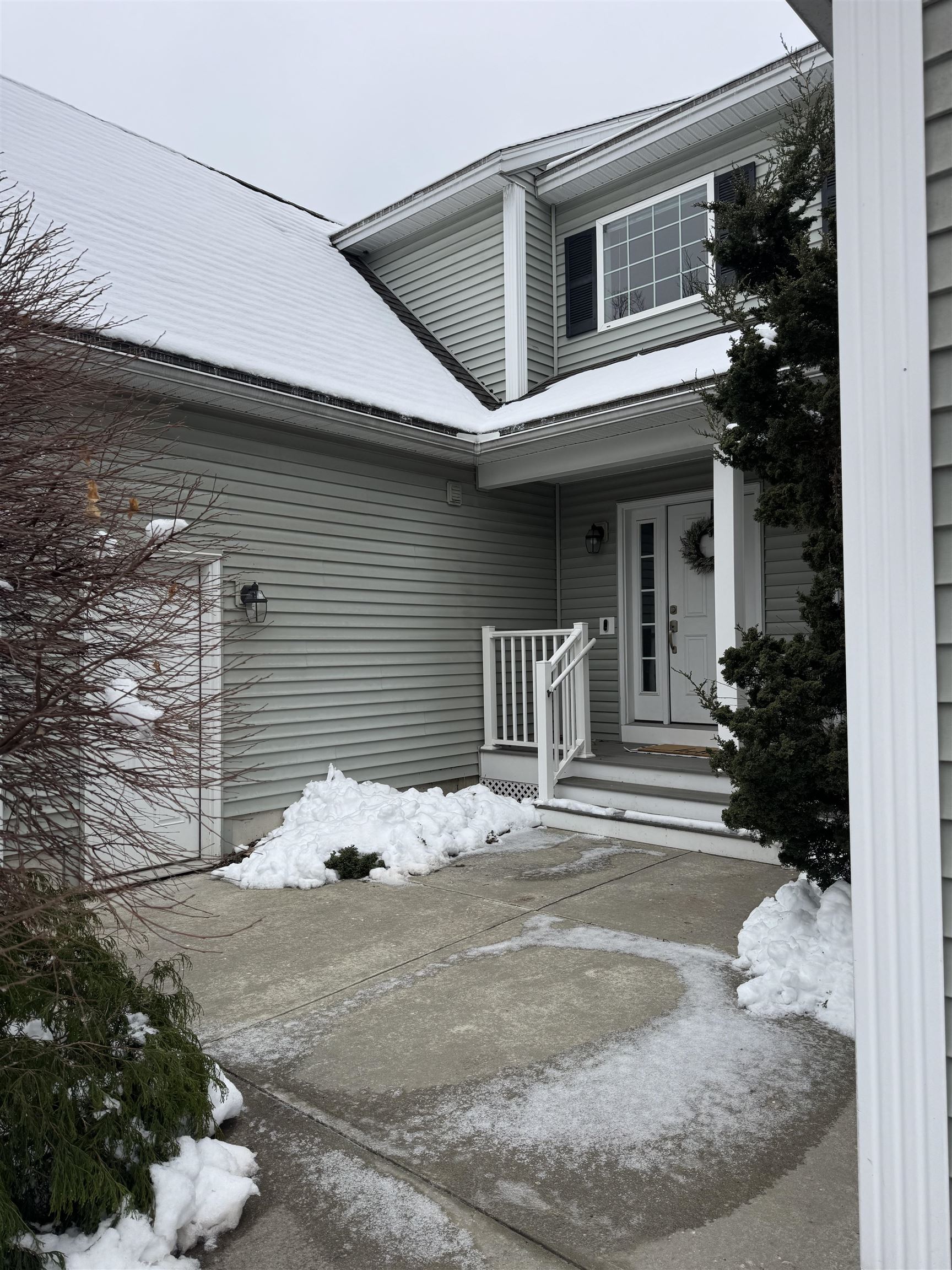 20 Briar Lane Colchester, VT 05446 - Photo 2 of 23