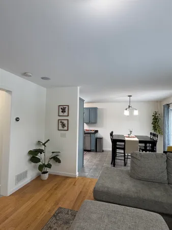 $489,000 | 20 Briar Lane, Colchester, VT 05446