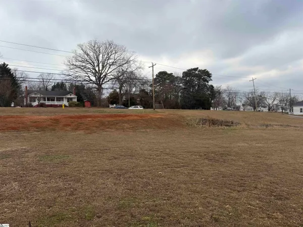 $125,000 | 714 North Main Street, Greer, SC 29651
