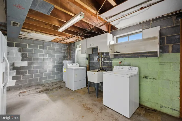 a view of outdoor space