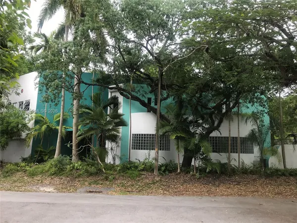 $10,000 | 3151 Freeman Street, Miami, FL 33133