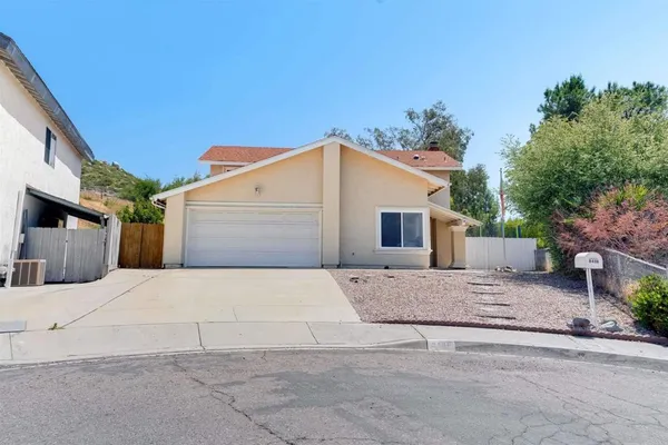 $860,000 | 8406 Alado Place, El Cajon, CA 92021