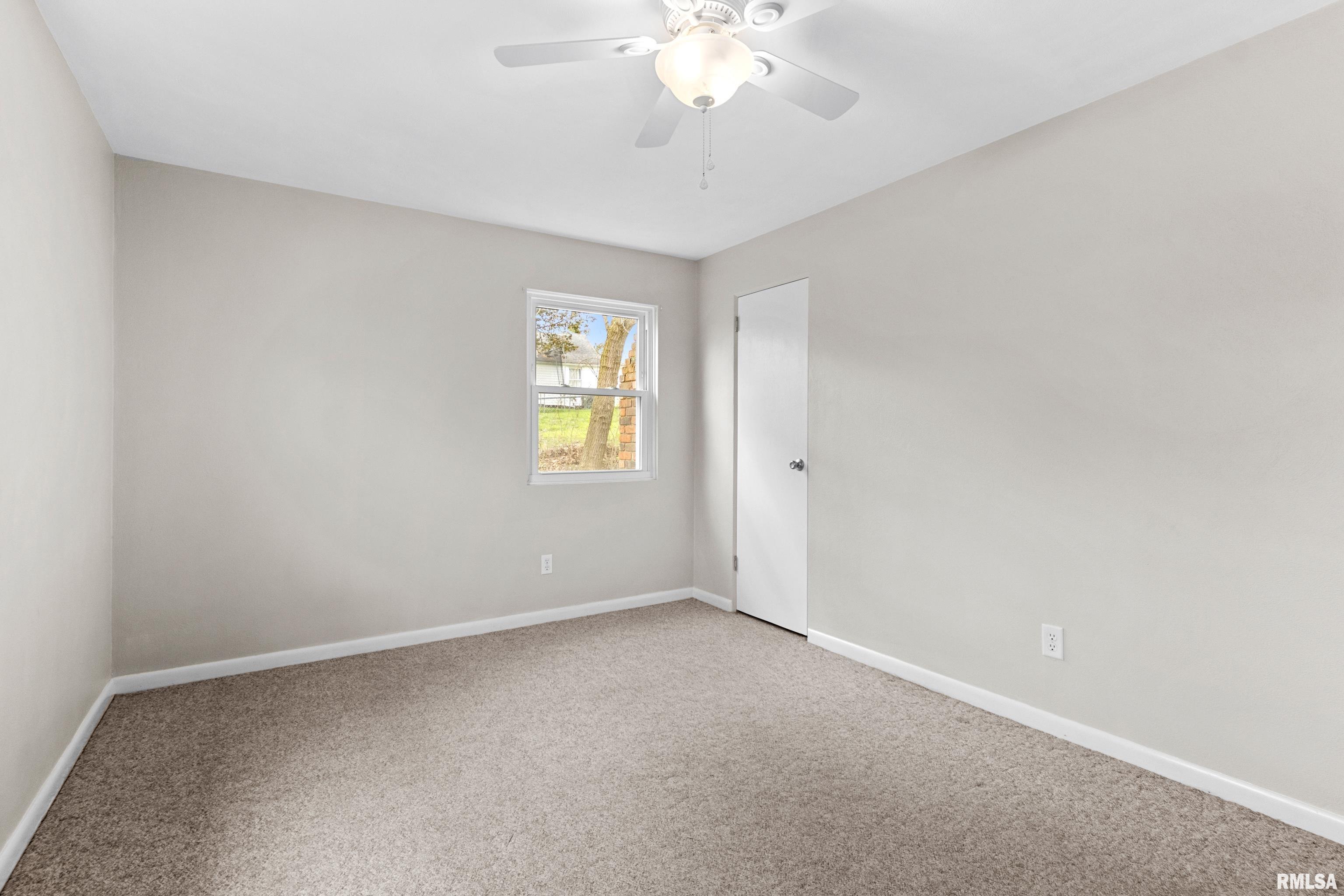 23865 Veterans Road Morton, IL 61550 - Photo 28 of 33 Gallery Image 28
