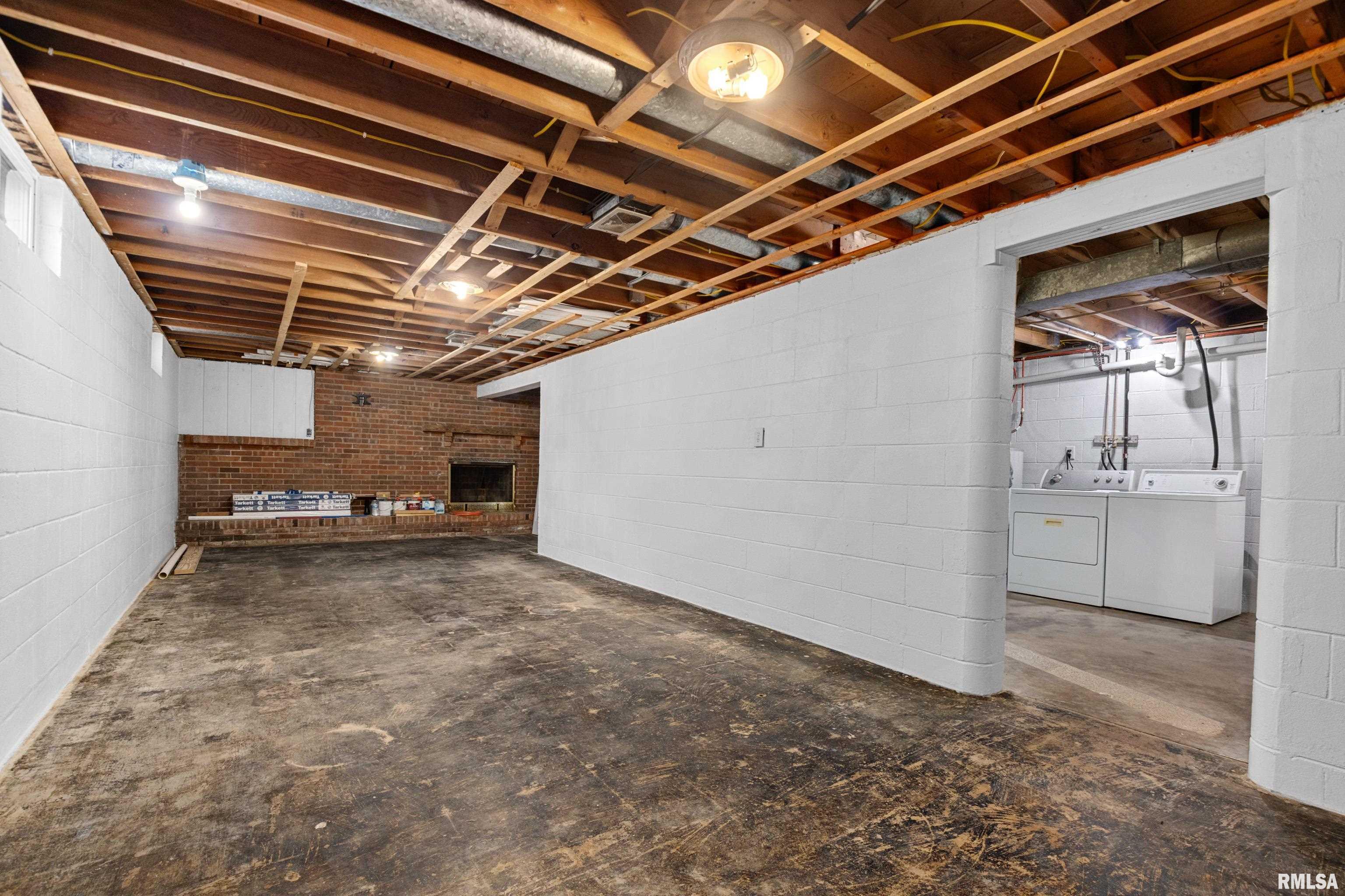 23865 Veterans Road Morton, IL 61550 - Photo 31 of 33 Gallery Image 31