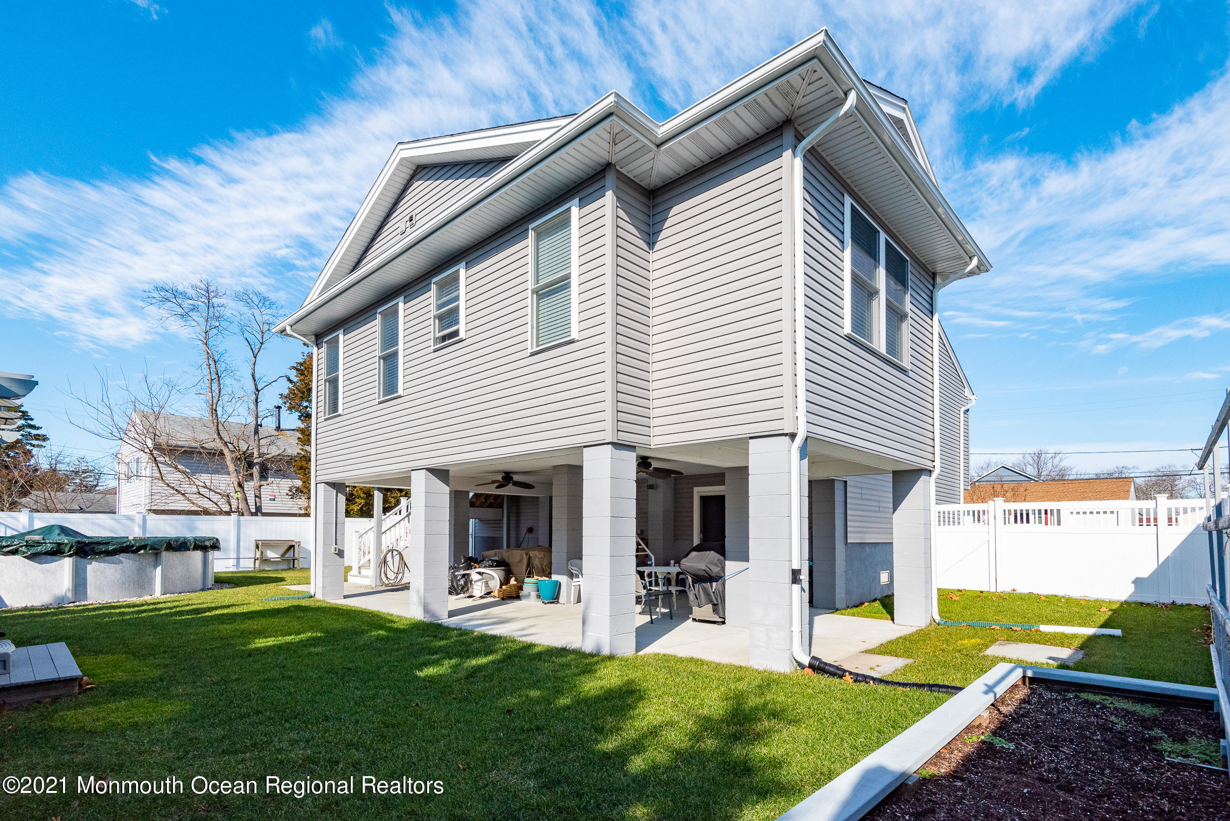 187 Pinewood Road Toms River, NJ 08753 - Photo 26 of 30 Back 3