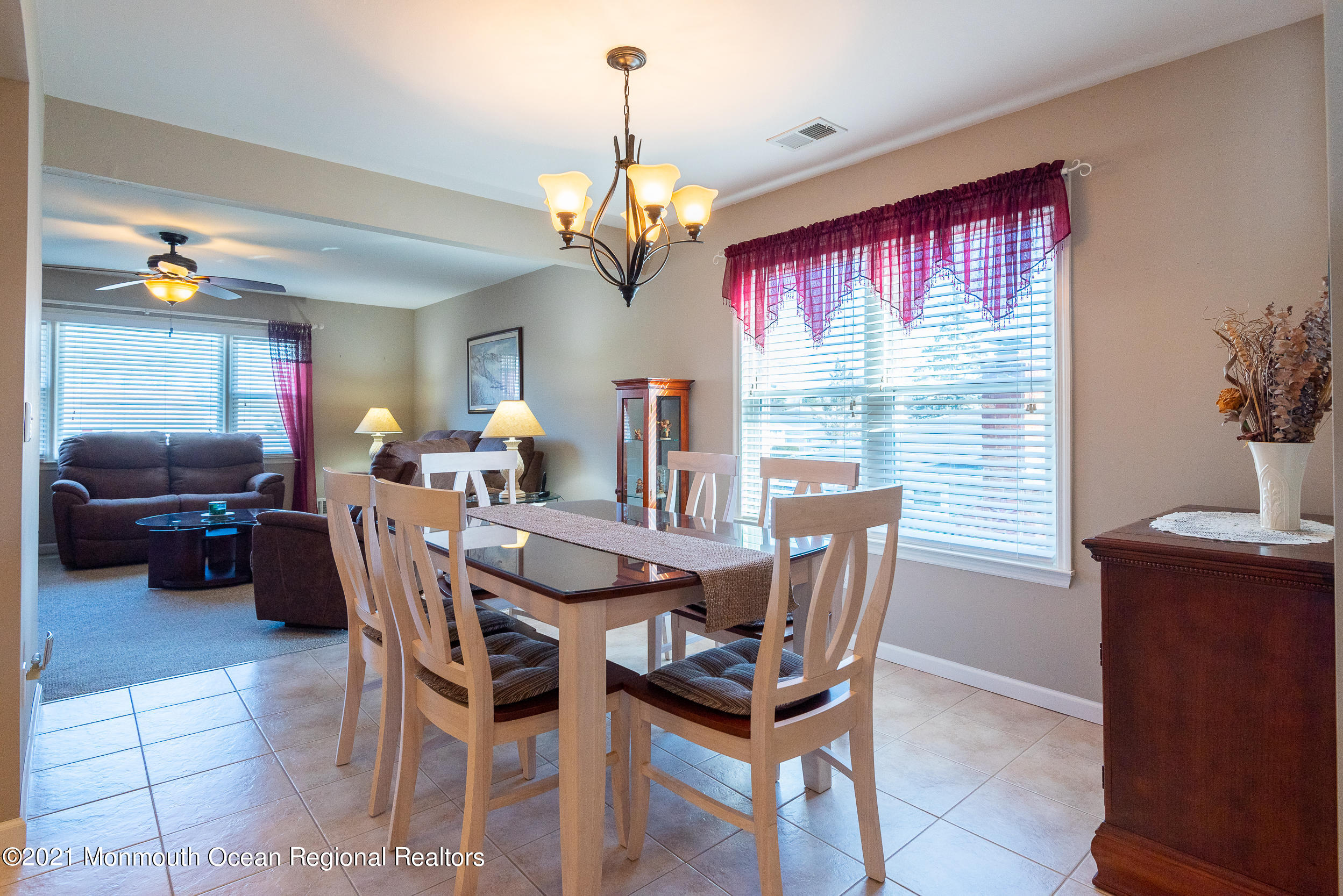 187 Pinewood Road Toms River, NJ 08753 - Photo 8 of 30 Dining 2