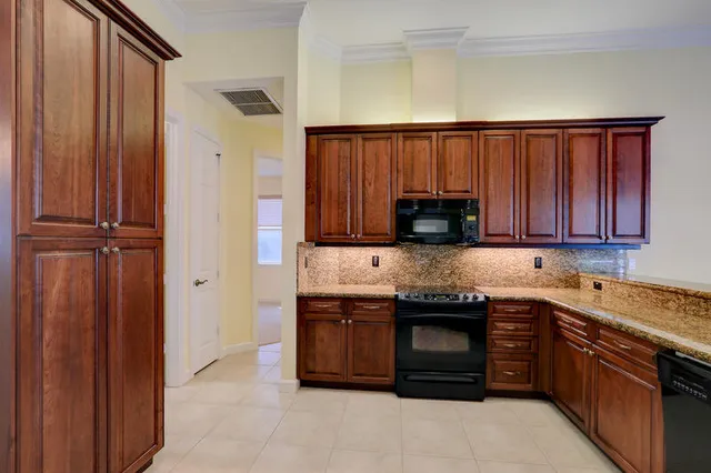 $599,000 | 1080 Buckhead Drive Southwest, Vero Beach, FL 32968