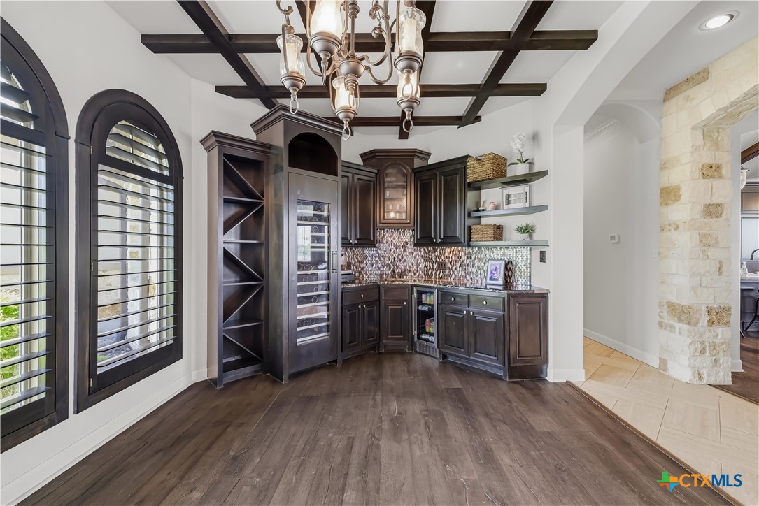 448 Champlain Street Victoria, TX 77905 - Photo 18 of 48 Dinning Room