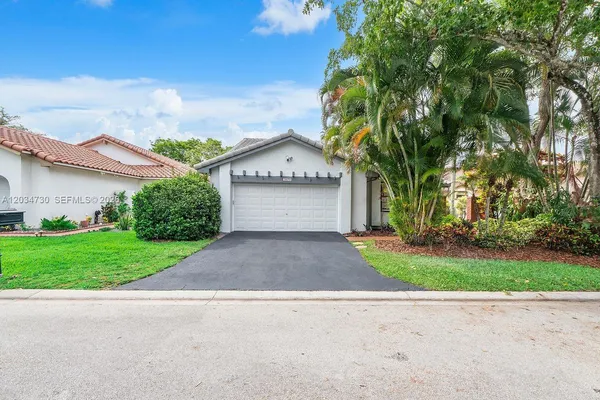 $715,000 | 2073 Montpeliar, Weston, FL 33326