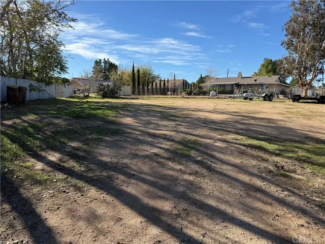 $360,000 | 17747 Walnut Street, Hesperia, CA 92345