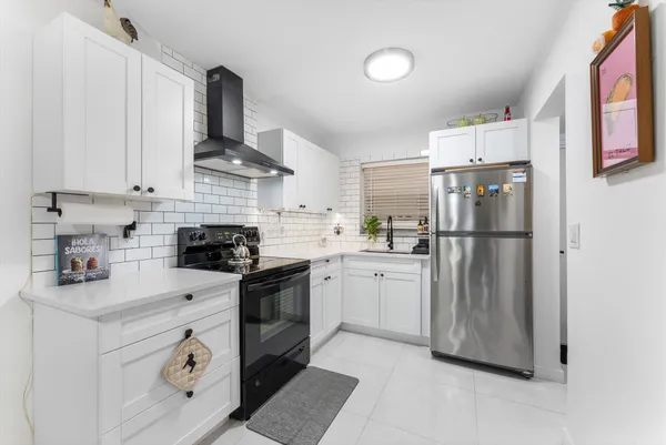 $1,900 | 7500 Northwest 30th Place, Unit 123, Sunrise, FL 33313