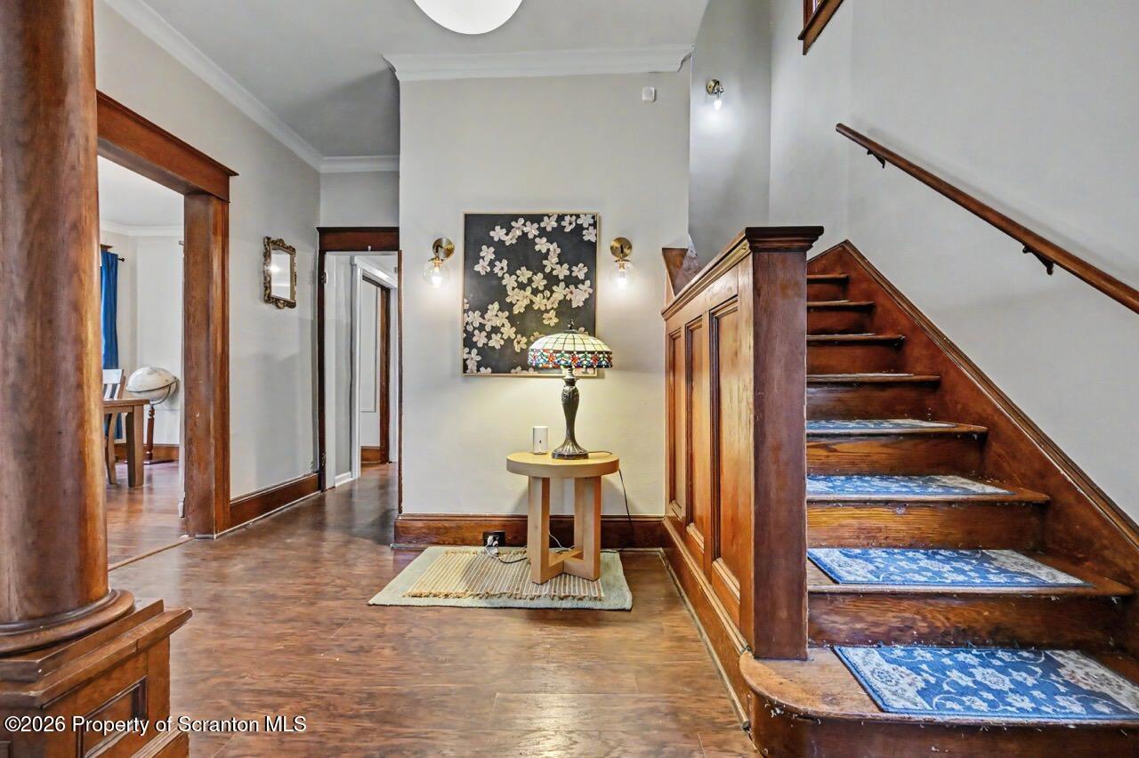 933 Fisk Street Scranton, PA 18509 - Photo 37 of 63 Foyer