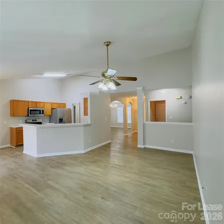$2,000 | 1725 Prism Place, Kannapolis, NC 28083
