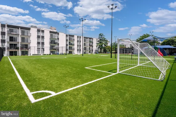 $2,600 | 75 South Reynolds Street, Unit 101, Alexandria, VA 22304