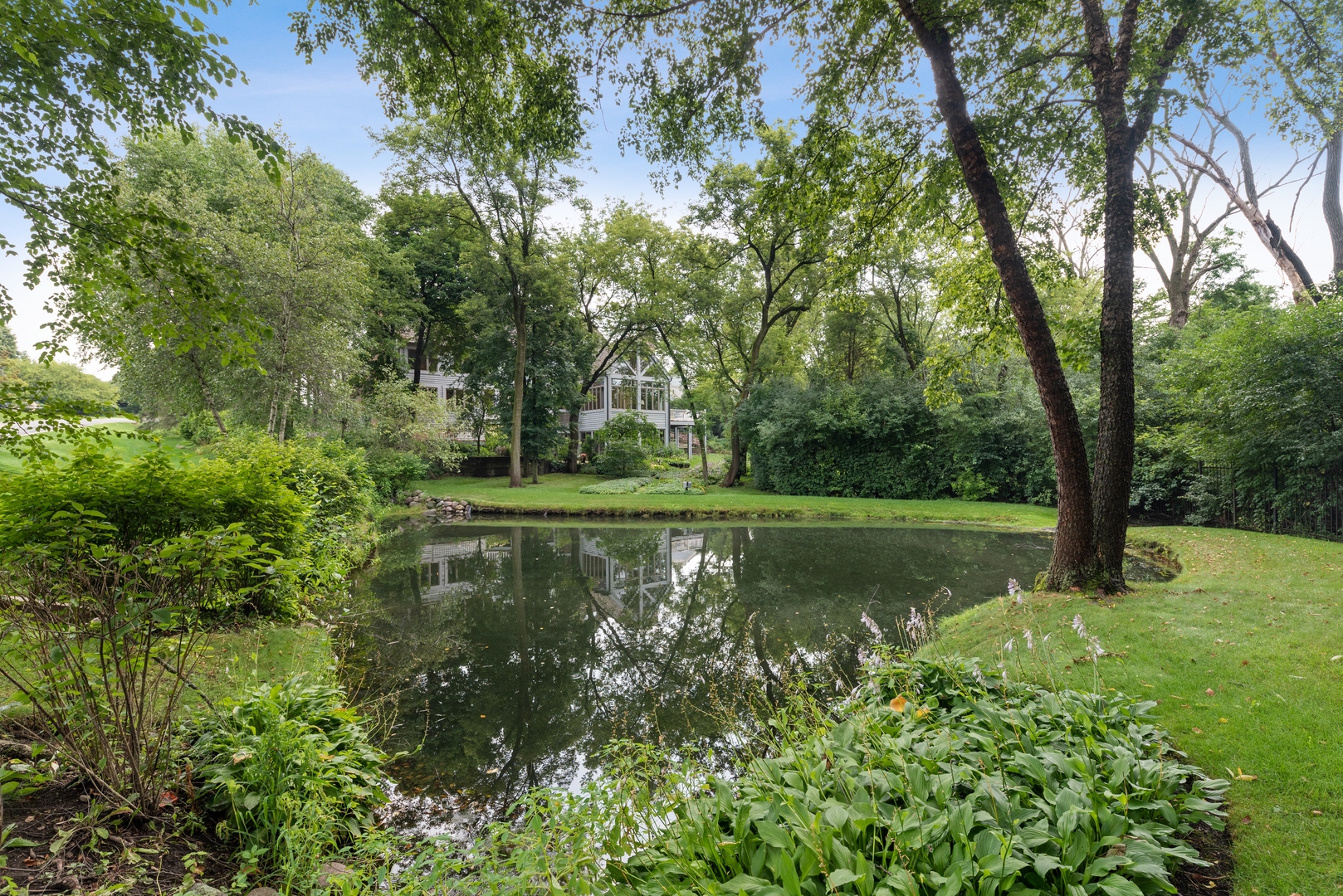 9 South Wynstone Drive North Barrington, IL 60010 - Photo 30 of 31 a view of a garden with large trees
