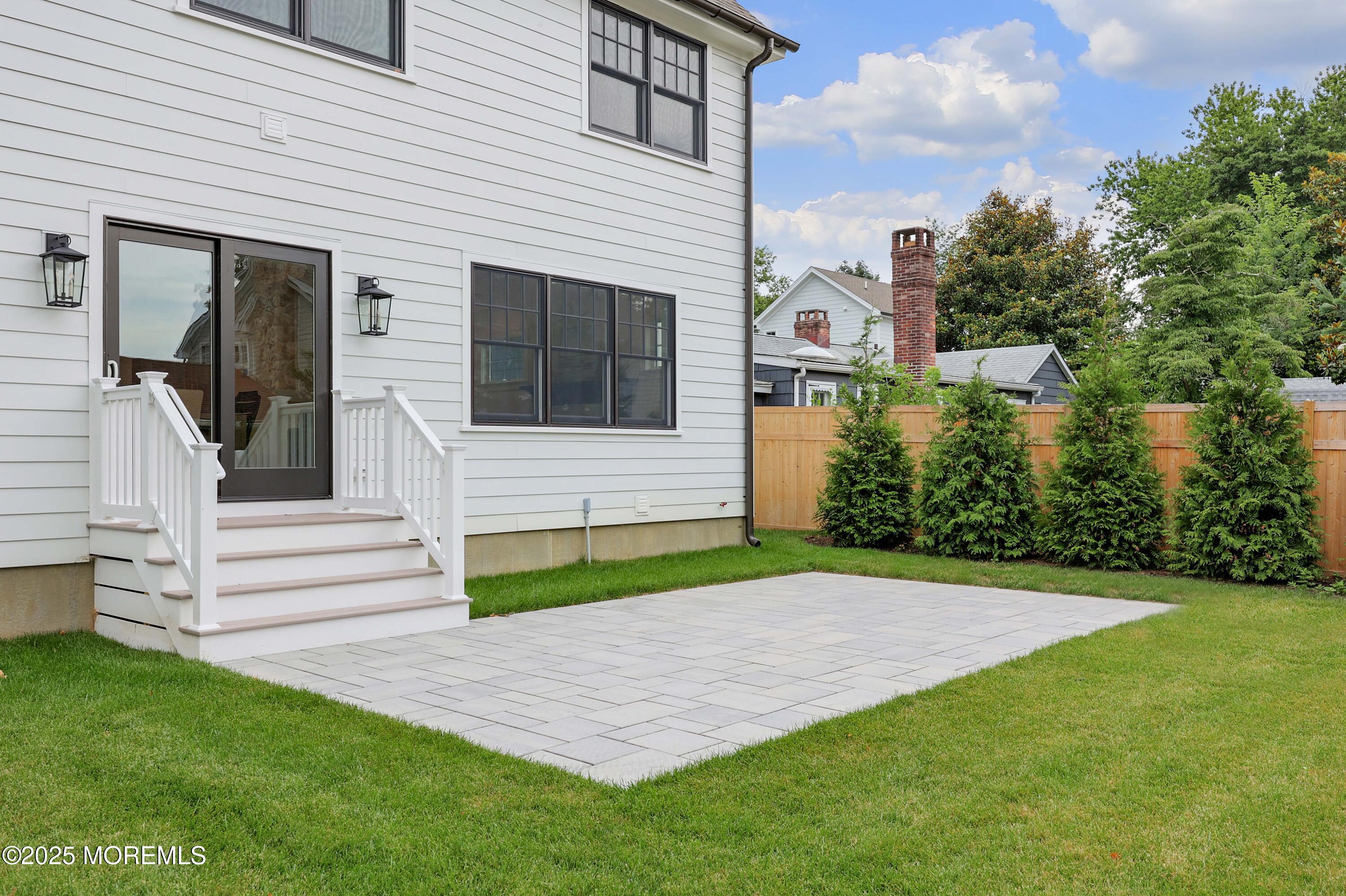 86 Black Point Road Rumson, NJ 07760 - Photo 43 of 44 45