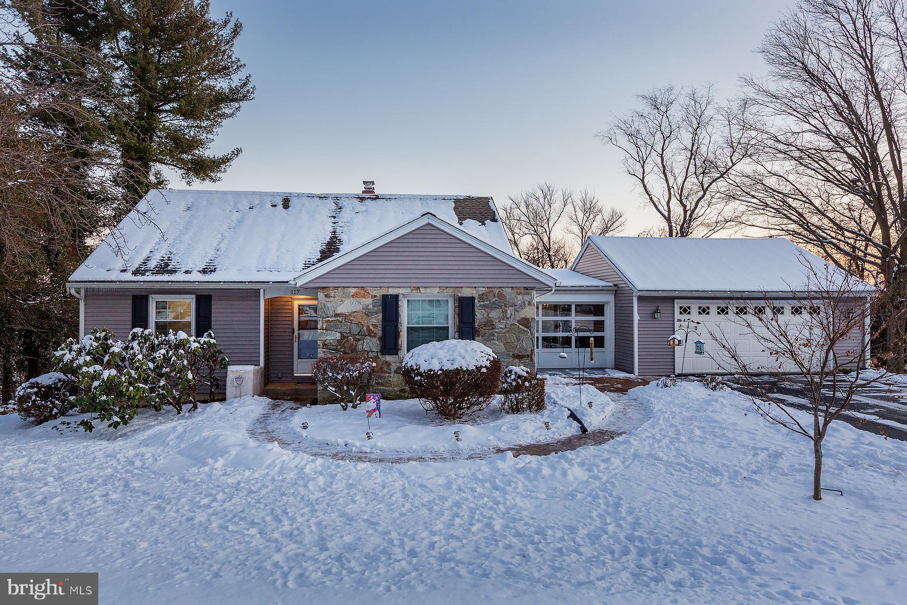 117 Circle Road Lancaster, PA 17601 - Photo 1 of 55