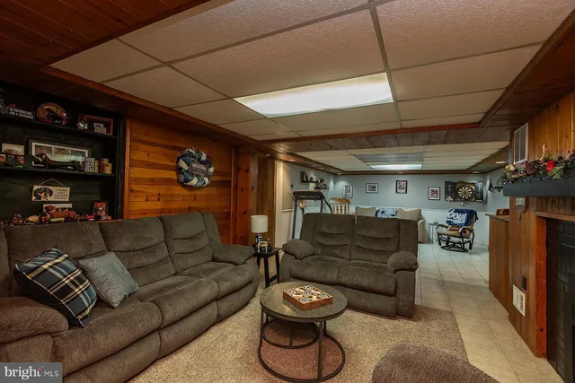 $595,000 | 117 Circle Road, Lancaster, PA 17601