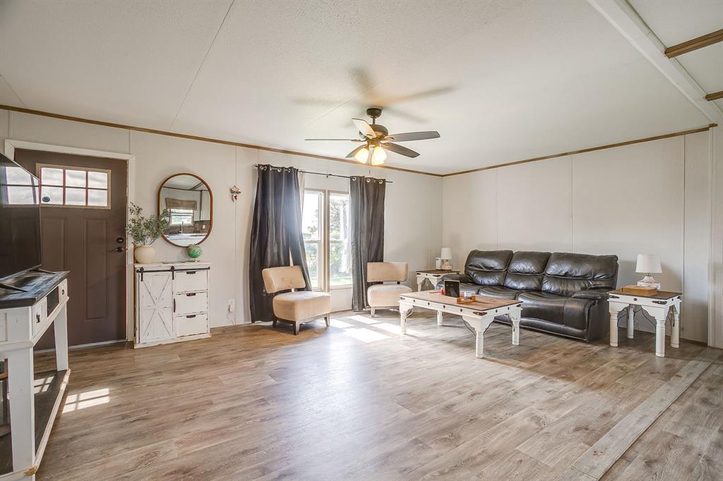 701 Trails End Poolville, TX 76487 - Photo 11 of 39