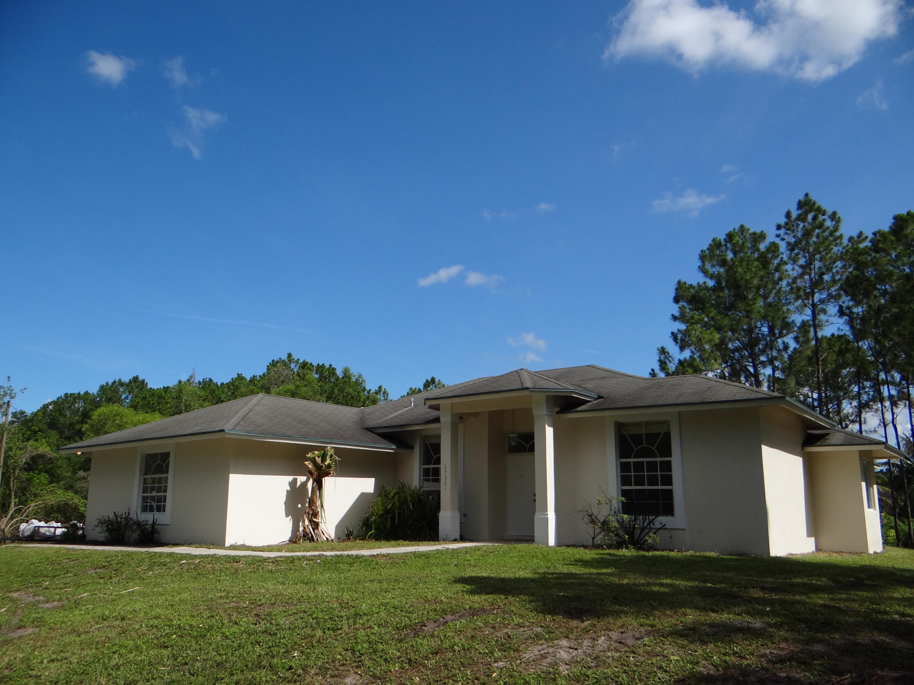 17353 63rd Road North Loxahatchee, FL 33470 - Photo 2 of 12 Front