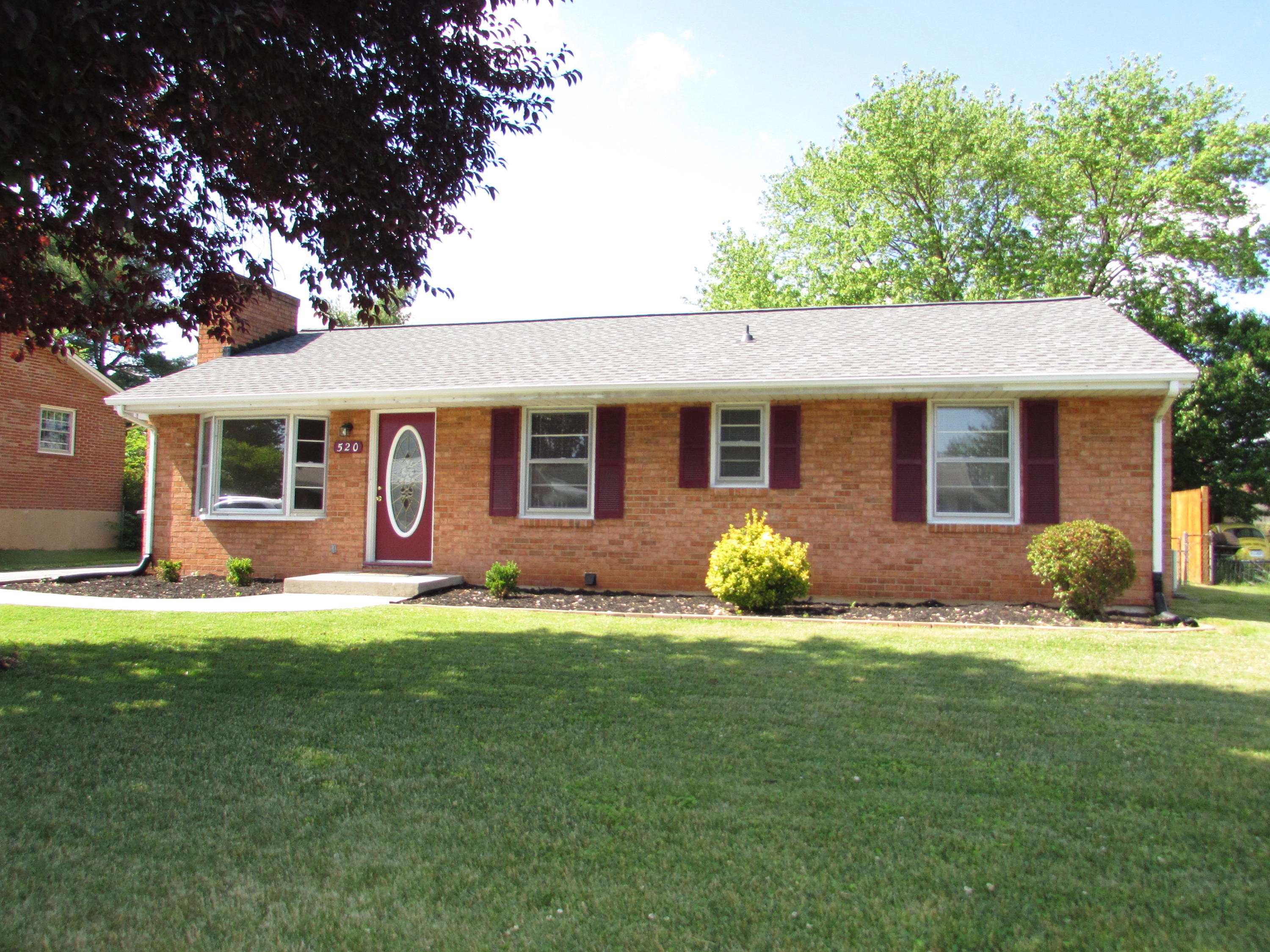 520 Water Oak Road Roanoke, VA 24019 - Photo 1 of 19 Front View