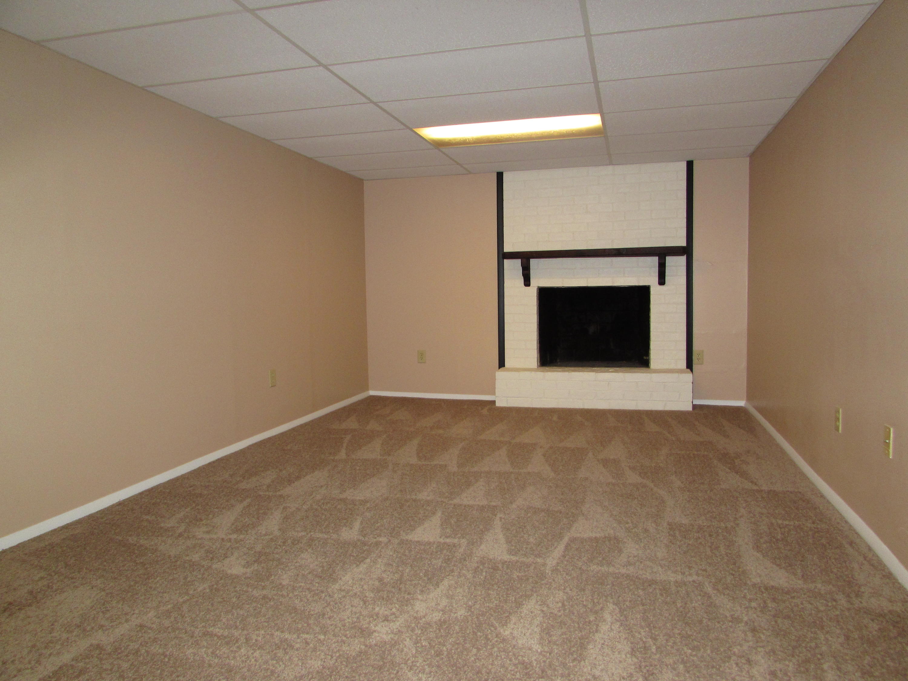 520 Water Oak Road Roanoke, VA 24019 - Photo 14 of 19 104
