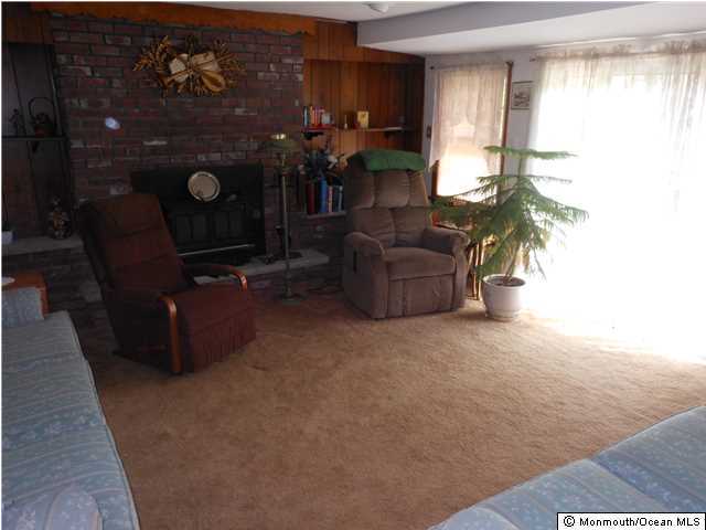 291 Middle Road Holmdel, NJ 07733 - Photo 9 of 13 Additional Photo