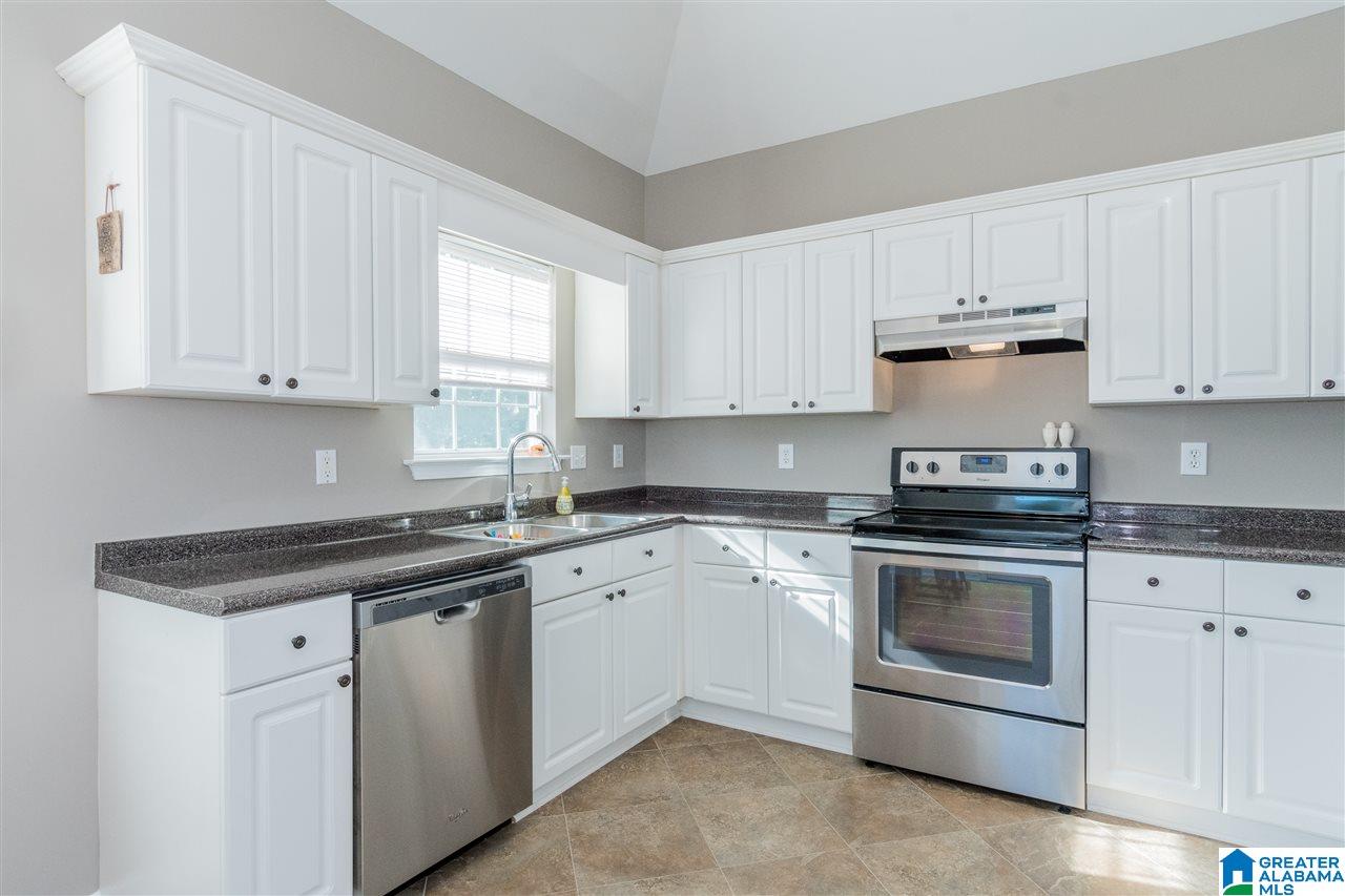 679 Bluff Park Road Hoover, AL 35226 - Photo 12 of 36
