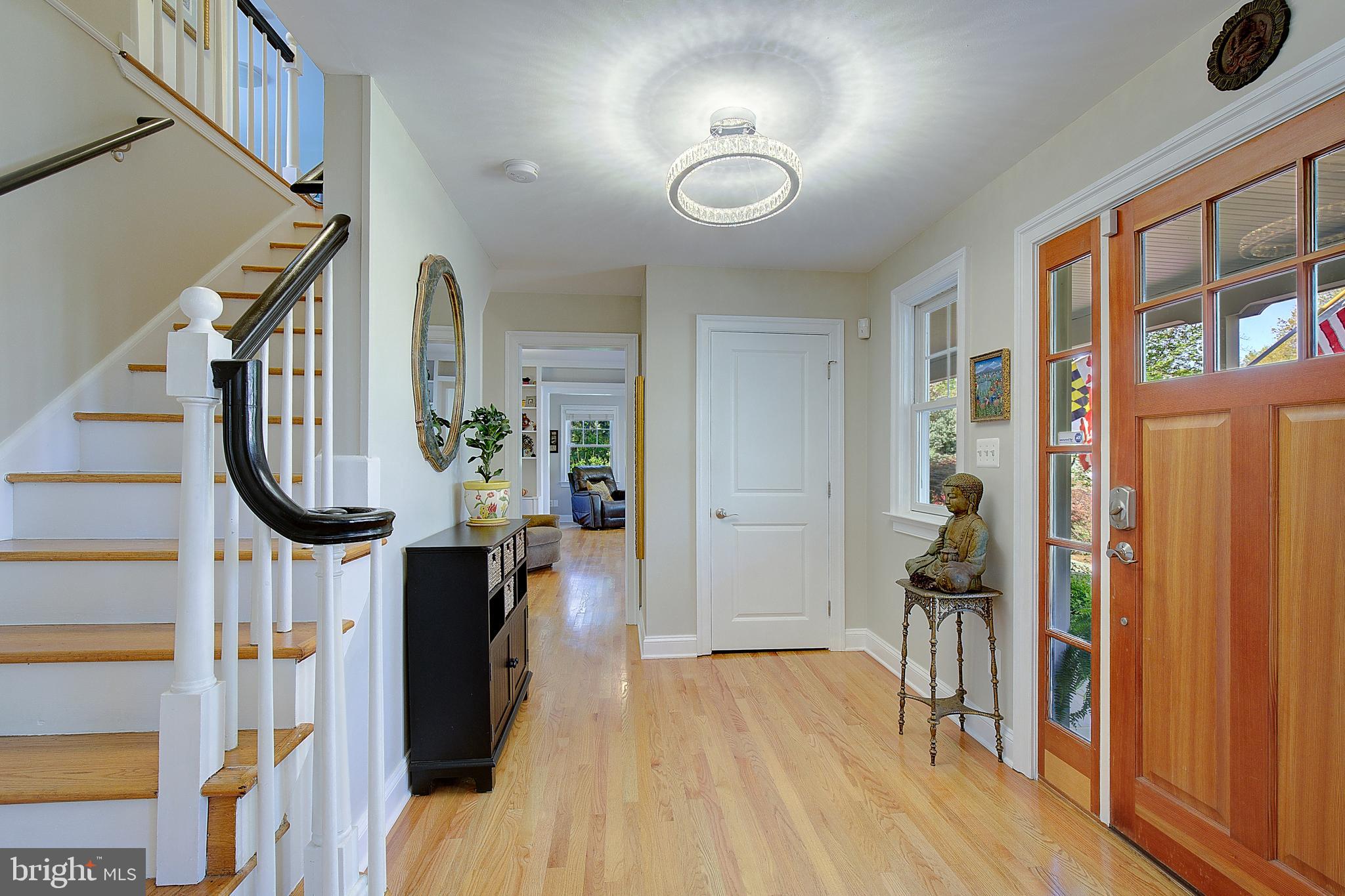 2 Isaacs Street Annapolis, MD 21401 - Photo 26 of 63 a view of entryway with furniture and wooden floor