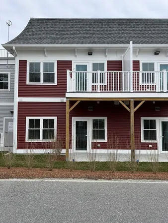 $2,350 | 626 Main Street, Unit 105, Dennis Port, MA 02639
