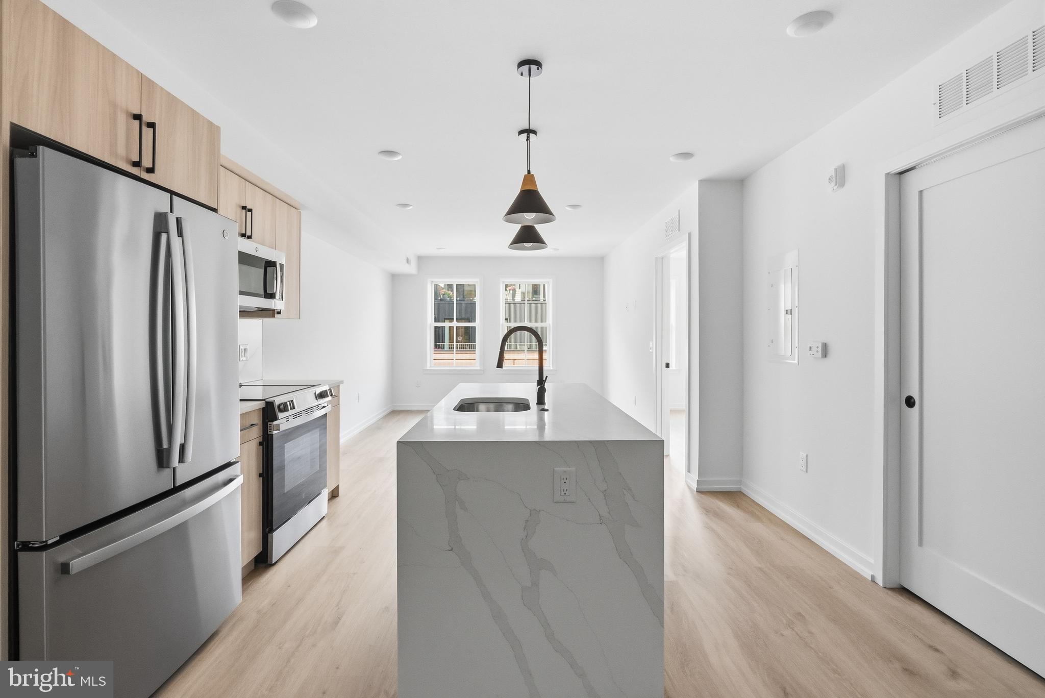 209 New Street, Unit 4B Philadelphia, PA 19106 - Photo 9 of 21
