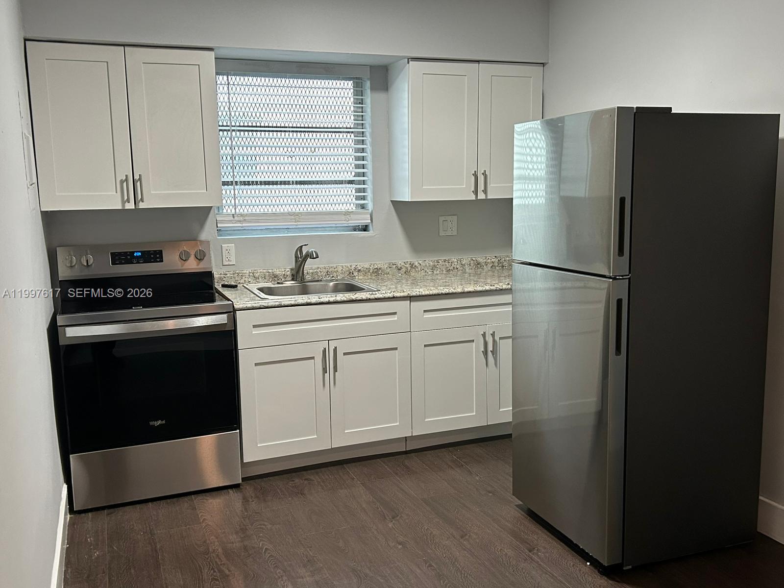 1334 Alton Road, Unit A6 Miami Beach, FL 33139 - Photo 3 of 9