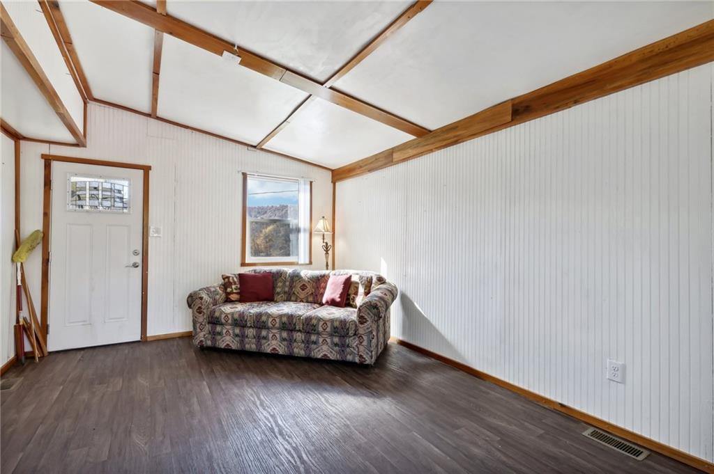 175 Long Woods Road Waynesburg, PA 15370 - Photo 17 of 50 Gallery Image 17