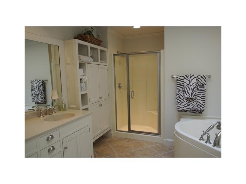 20 Ledge Road Cumberland Foreside, ME 04110 - Photo 17 of 23 Master Bath/Spa.