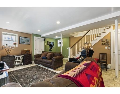 256 River Road Winthrop, MA 02152 - Photo 20 of 30 Gallery Image 20