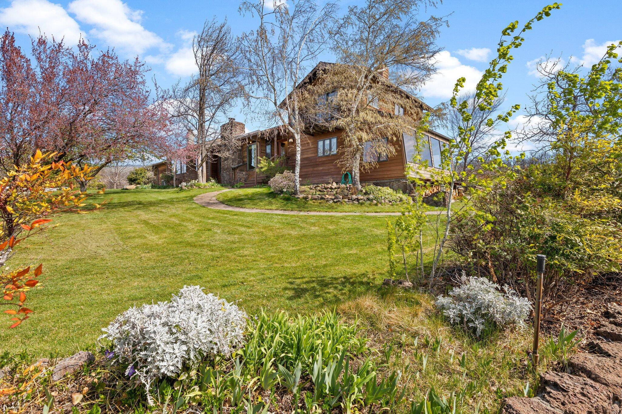 170 Emigrant Lake Road Ashland, OR 97520 - Photo 53 of 86 80-web-or-mls-IMGL4310