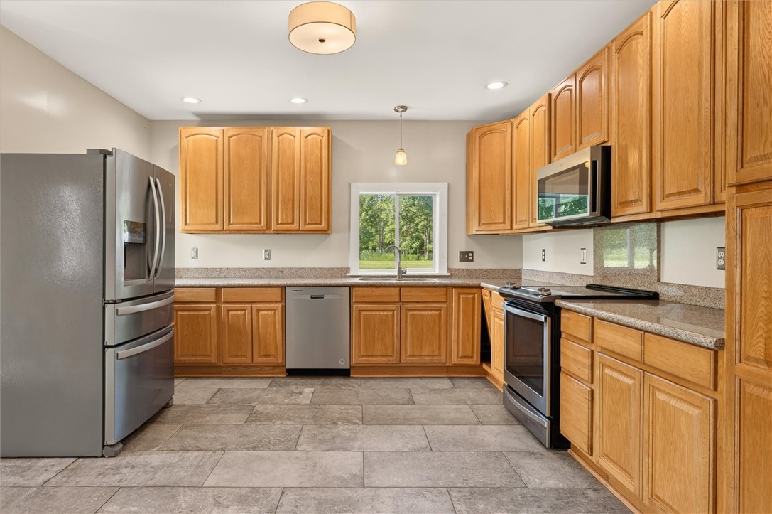 2977 Redman Road Clarkson, NY 14420 - Photo 13 of 50